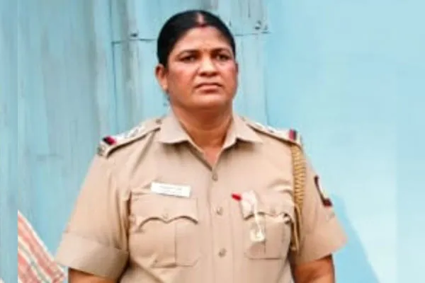 Salem police inspector and SI taking bribes by making a list 