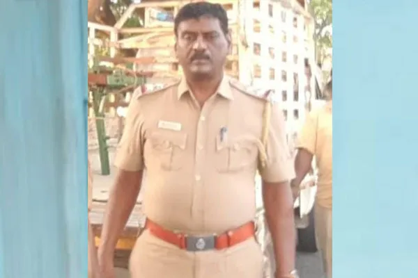 Salem police inspector and SI taking bribes by making a list 
