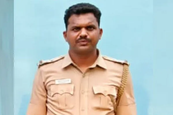 Salem police inspector and SI taking bribes by making a list 