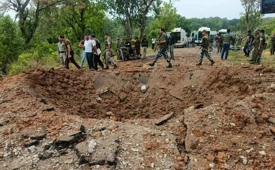 Attack in Chhattisgarh; Rahul Gandhi condemns PM Modi