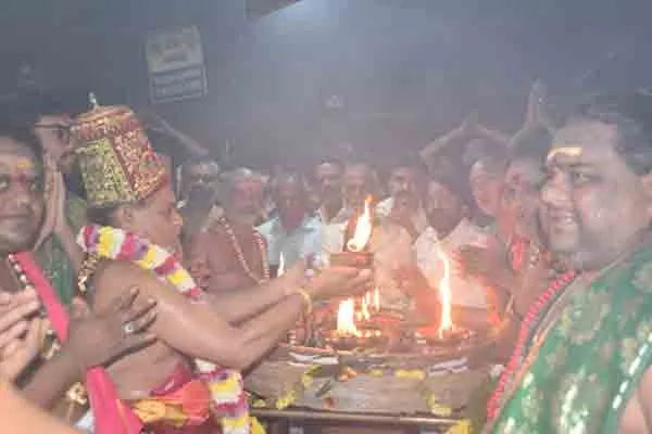Devotees suffer due to police action in Tiruvannamalai