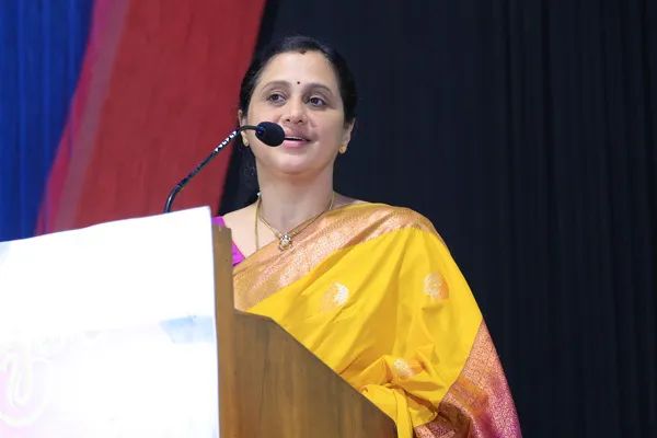 devayani speech in nizharkudai trailer launch