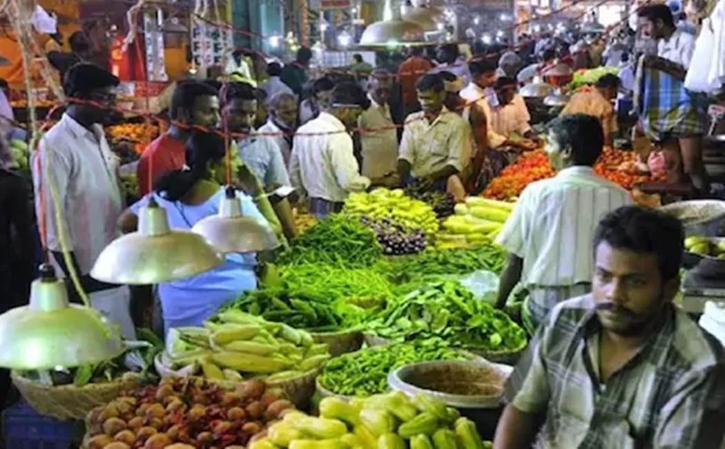 Lockdown impact - Vegetable prices rise in Salem