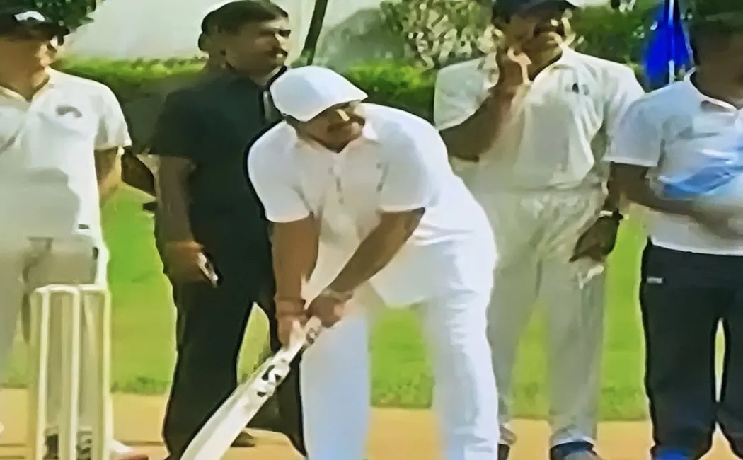 CM edappadi palanisamy-played cricket