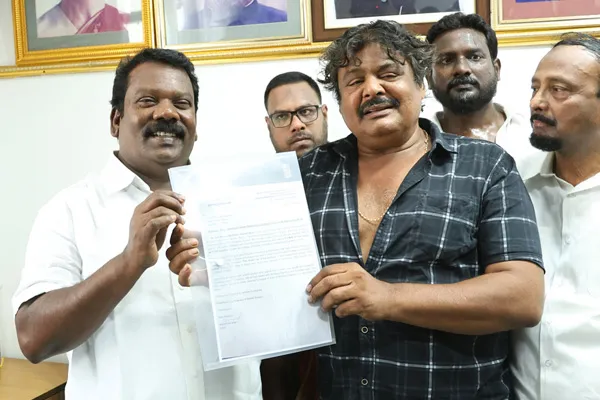 mansoor ali khan willing to join congress