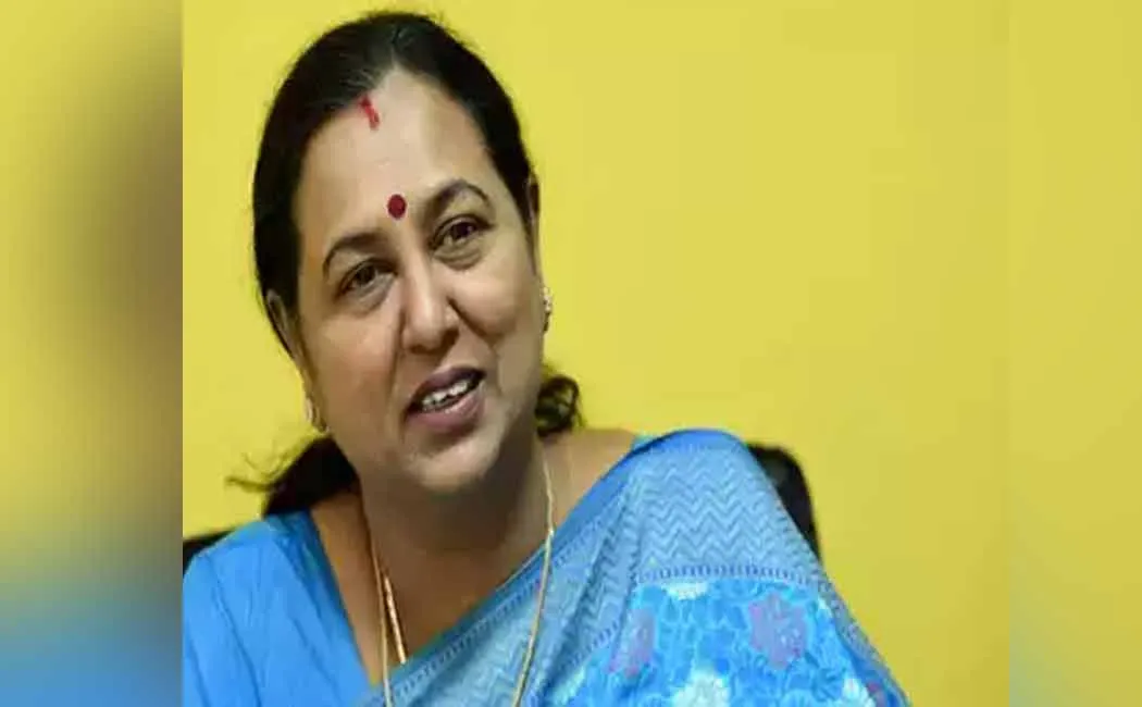 “I beg you as your mother” – Premalatha appealed to women