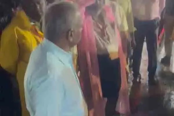 Devotees suffer due to police action in Tiruvannamalai