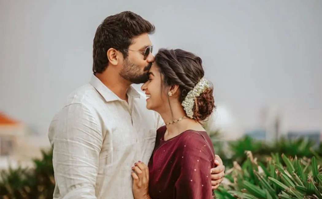 priya bhavani shankar enter new house with his lover 