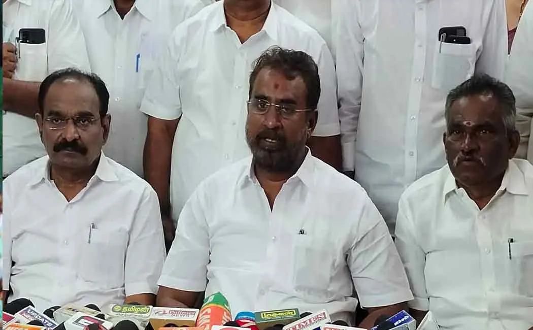 “We want peace; We want unity” - S.P. Velumani