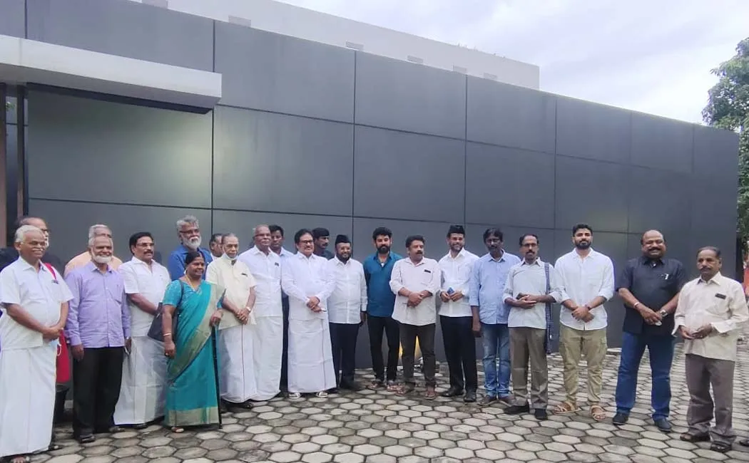 vijay sethupathy's 'Mamanithan' movie praised by political leaders