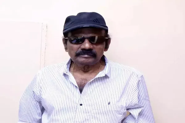 goundamani land issue