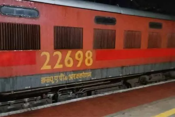 train dragged the boy body for 25 km