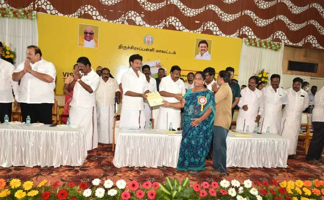 education minister answer diwali holiday question