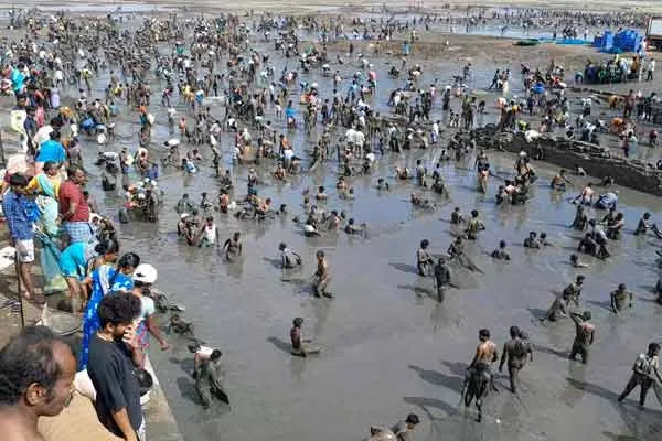 Fishing festival near Kallakurichi