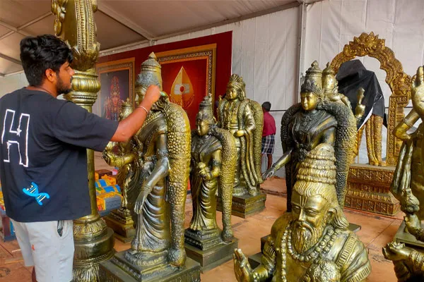 Admission is free for Muthamil Murugan Conference in Pazhani