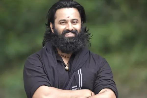 Unni Mukundan has explained the allegations made by his former manager