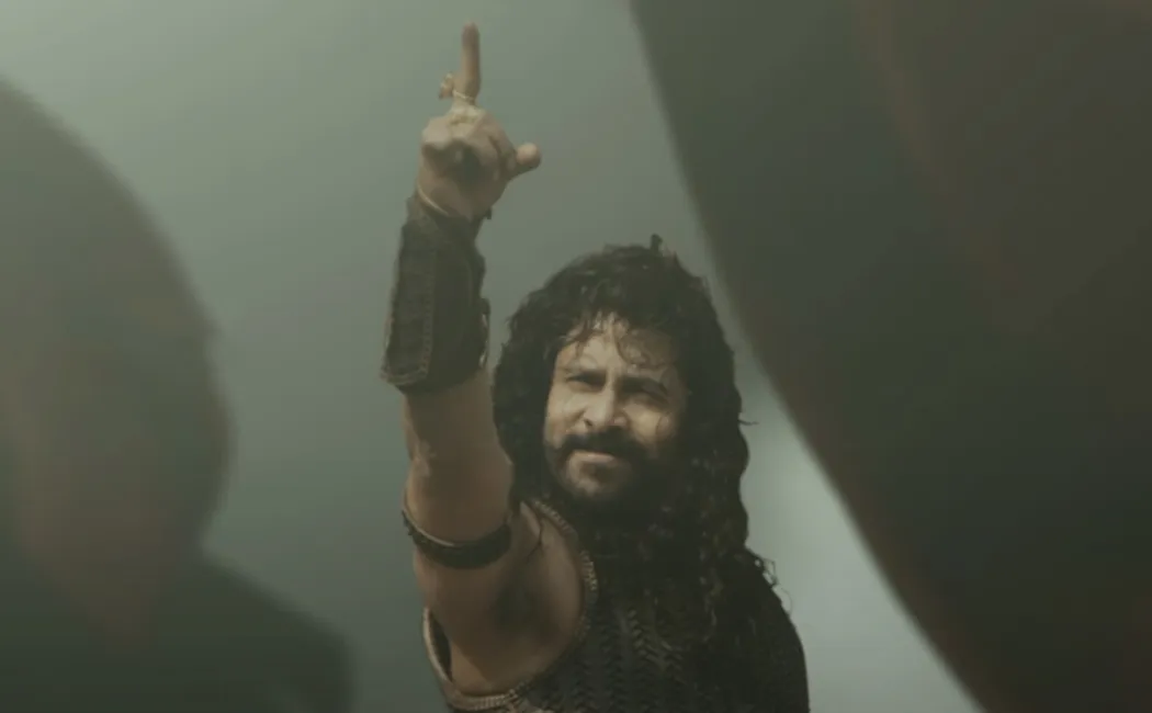 Chola Chola Lyric Video out now