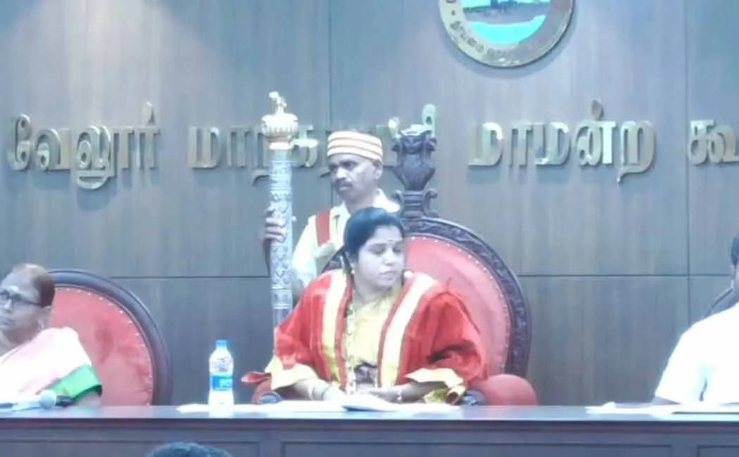 Vellore DMK councilor has said that he will resign