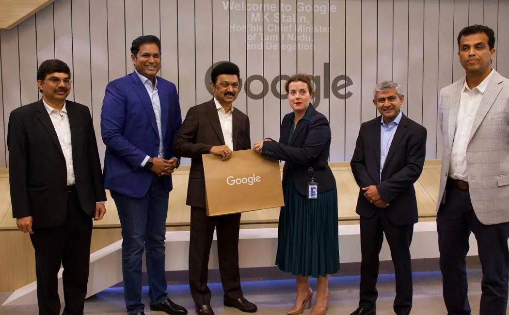 CM visits Apple, Google, Microsoft and consults with officials