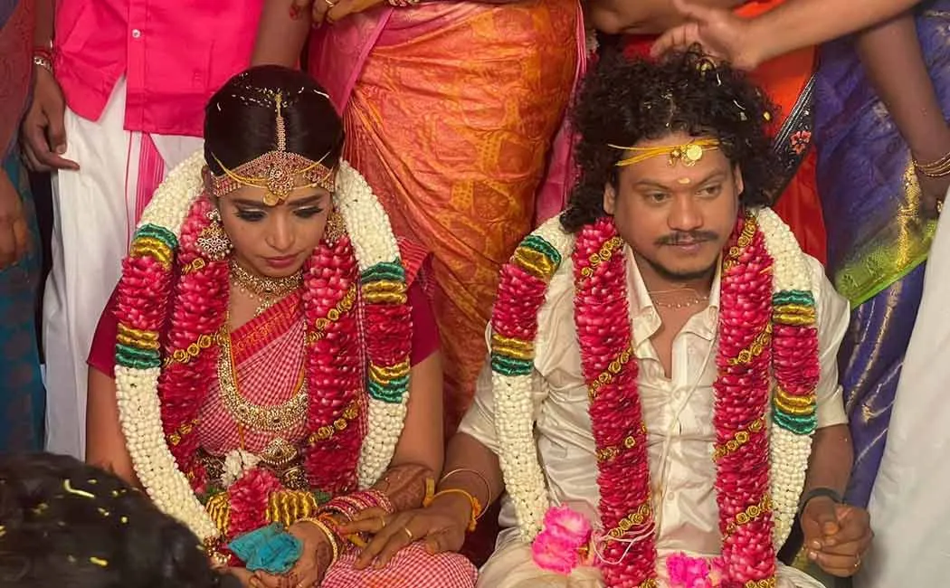 celebrities wishes to pugazh regards his marriage