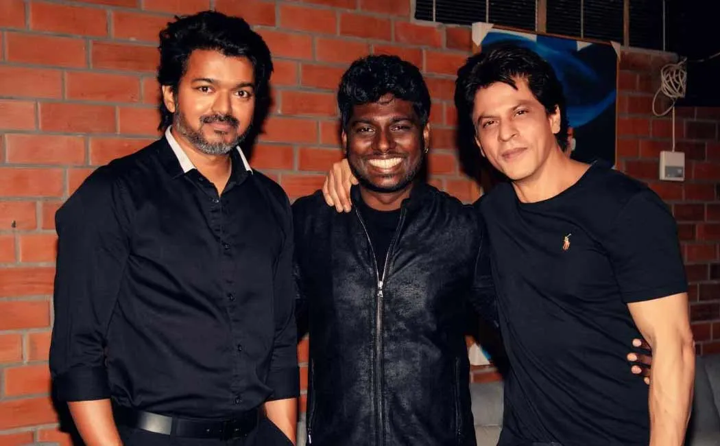 atlee shared a photo with vijay and Shah Rukh Khan