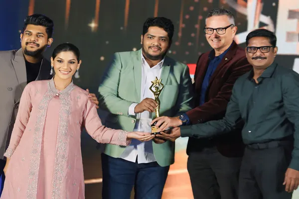 ayyo sami gets edison award