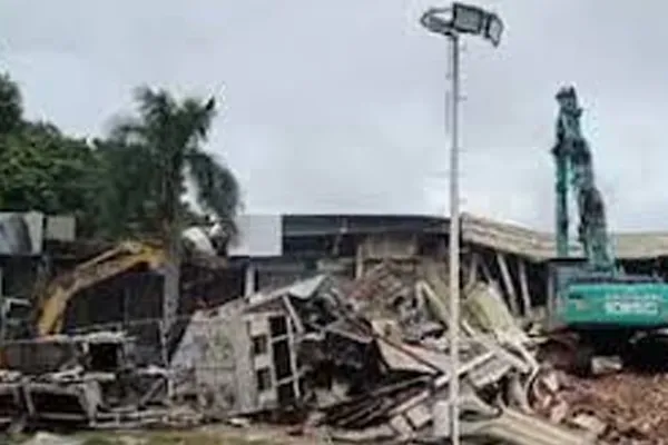 Akkineni Nagarjuna's convention center razed for encroaching lake in Hyderabad