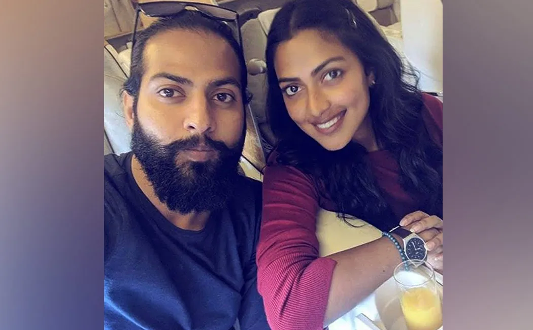 Amala paul boyfriend arrested