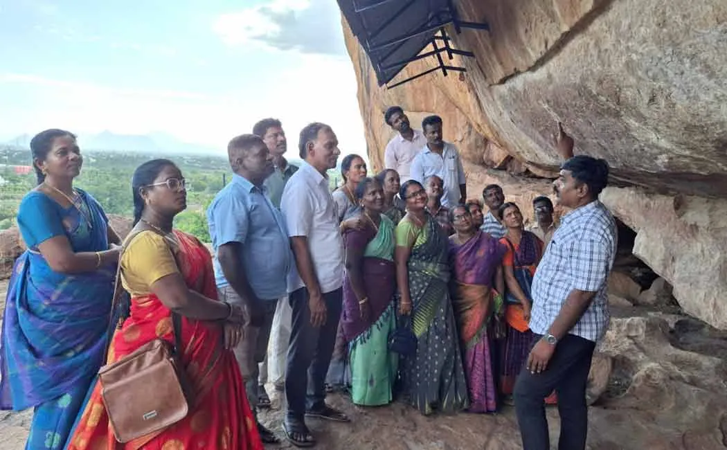 Archaeological training for government school teachers