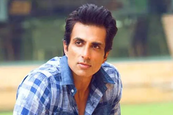 Sonu Sood birthday 1200 Students art 