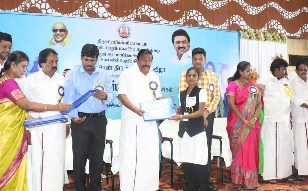 puthumai pen scheme minister kn nehru inaugurated trichy
