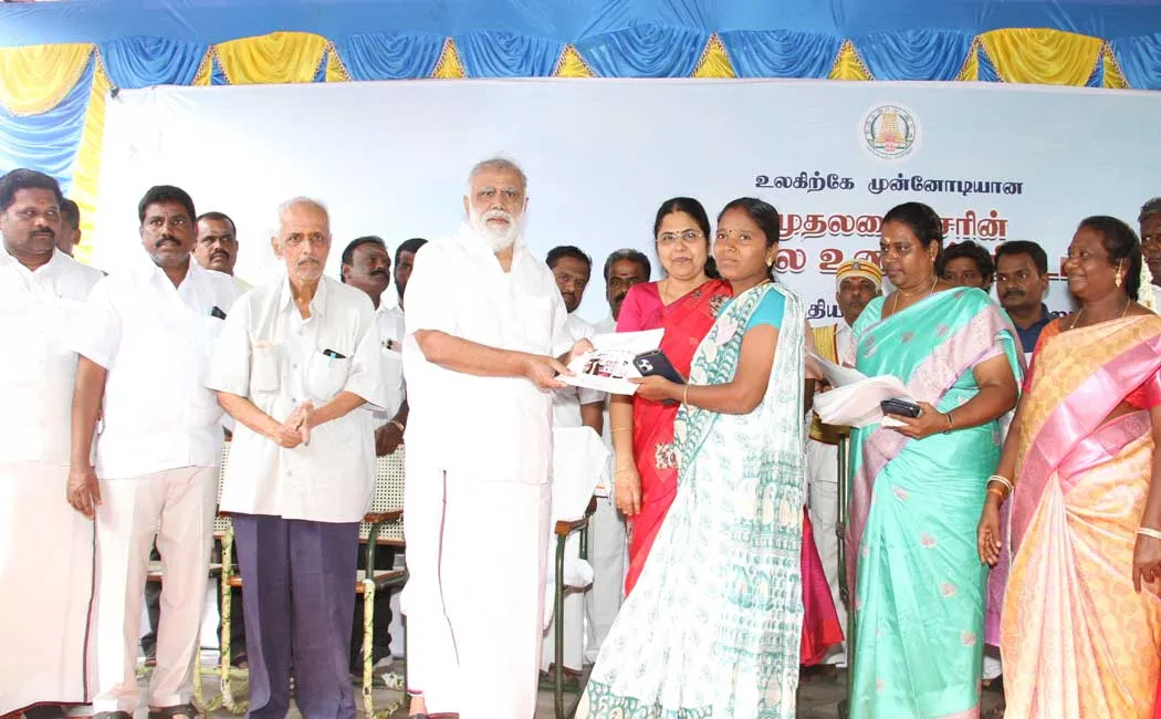 breakfast program is being appreciated globally says Minister I. Periyasamy