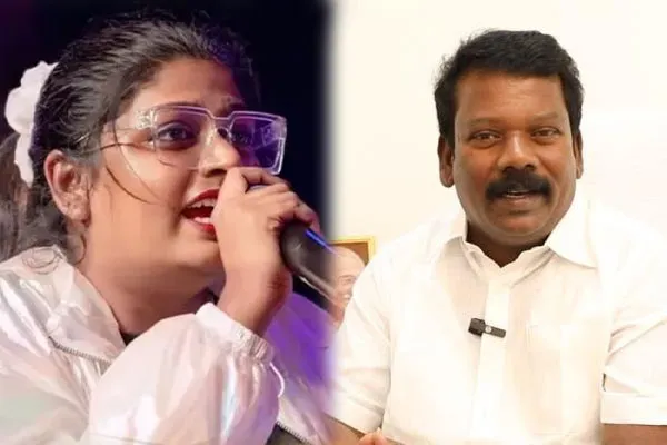 Congress leader Selva Perundakai supports singer Isaivani