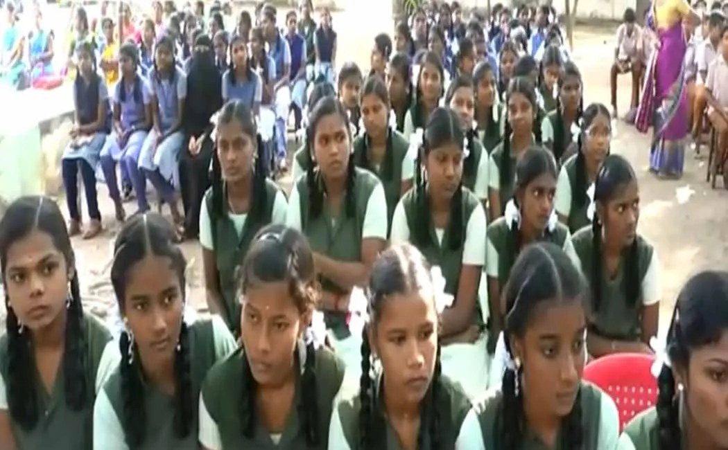  rejected a poor quality bicycle by government of karnataka; Government of Tamil Nadu gave; the Students in confusion !!