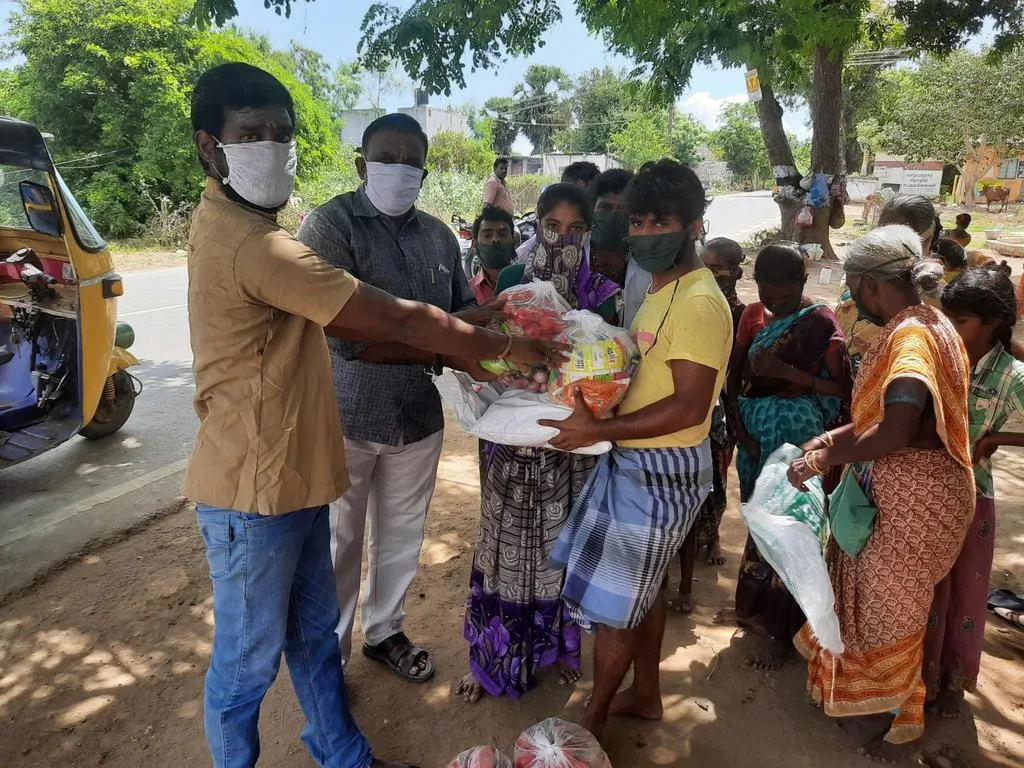 Nakkeeran's news effect ; Rs 13,000 relief for 13 family members