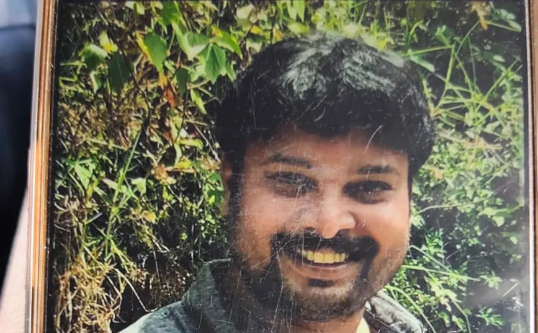 கௌதம் 