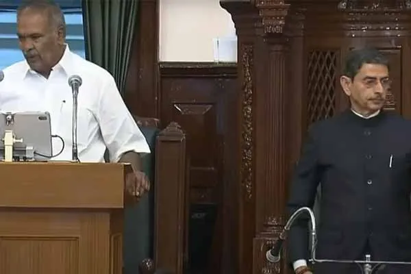 The name pronounced by the speaker the governor who left suddenly