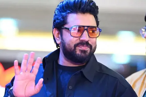 nivin pauly women misbehaviour case actress parvathy shared a photo 