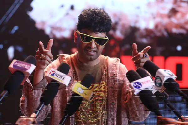 santhanam in devils double next level movie review