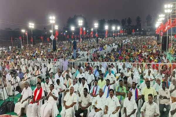  Prizes will be given to those in charge who get the most votes says Minister sakkarapani