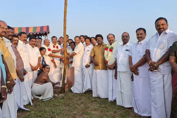 Edappadi Palaniswami is campaigning in Chidambaram on 31st