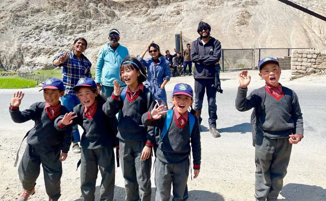 Halita Shamim in the new venture; The film crew who released the update