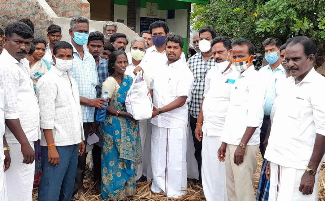 The legislator met in person and handed over the relief amount