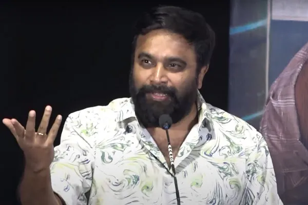 sasikumar speech at tourist family event