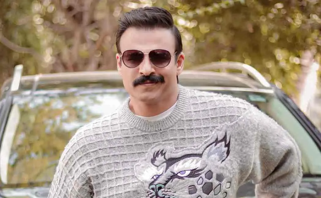 Vivek Oberoi play negative role vijay thalapathy66 film