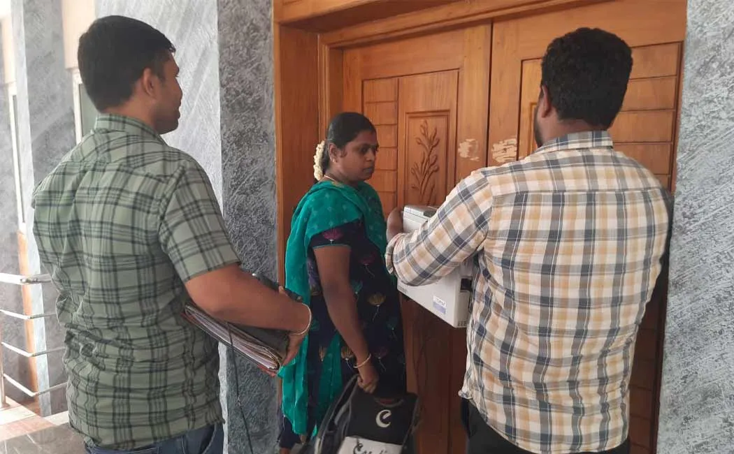 nti-corruption department raided the Theni deed registration office
