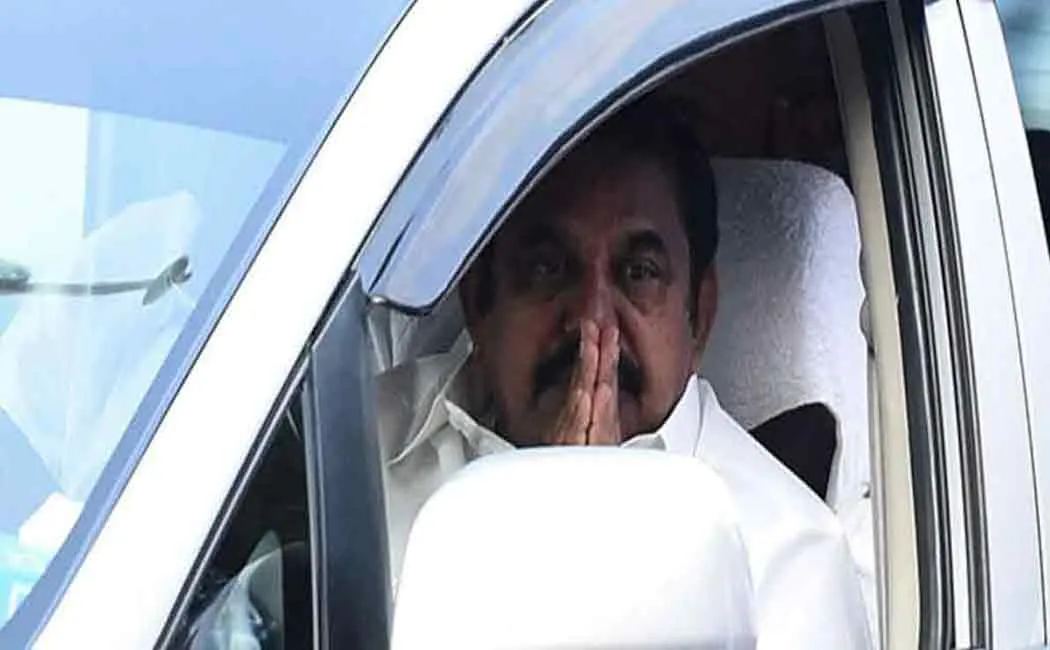 Edappadi Palaniswami at the hospital