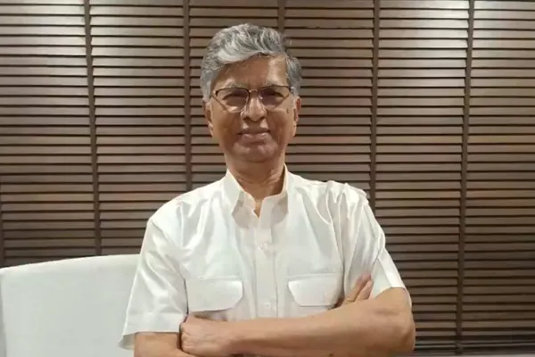 sa chandrasekhar gifts bmw car to his wife for marriage anniversery