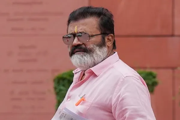 suresh gopi gets green signal from bjp leaders to continue acting