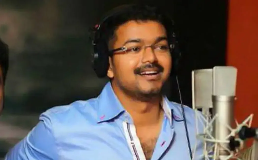 vijay special article about as singer 